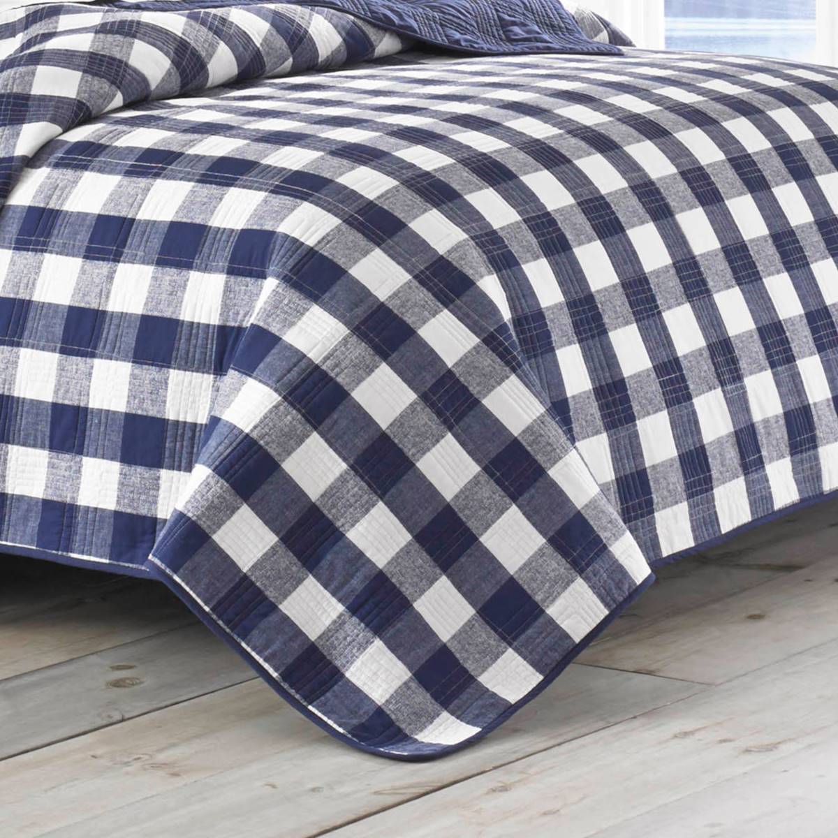 Eddie Bauer Lakehouse 136 TC Reversible Quilt Set - Blue Budget ❤️ Eddie-Bauer Bed Eddie Bauer Lakehouse 136 TC Reversible Quilt Set - Blue ???? -Donna Sharp Shop unnamed file 268